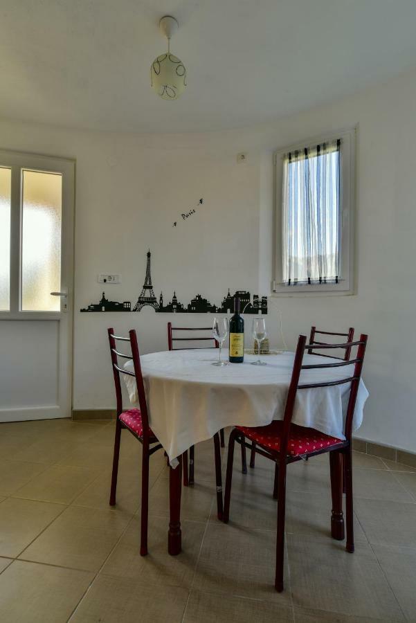 באר Apartments Suster מראה חיצוני תמונה